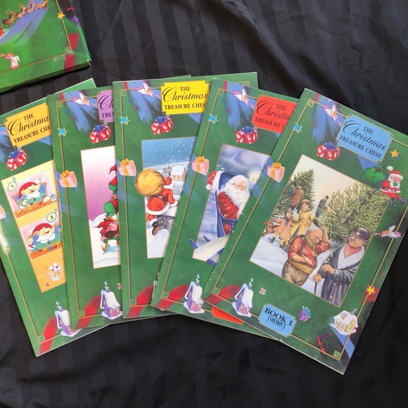 1992 The Christmas Treasure Chest - Picture 1 of 14